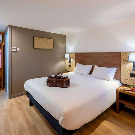 Greet Hotel Châtellerault Dış mekan fotoğraf