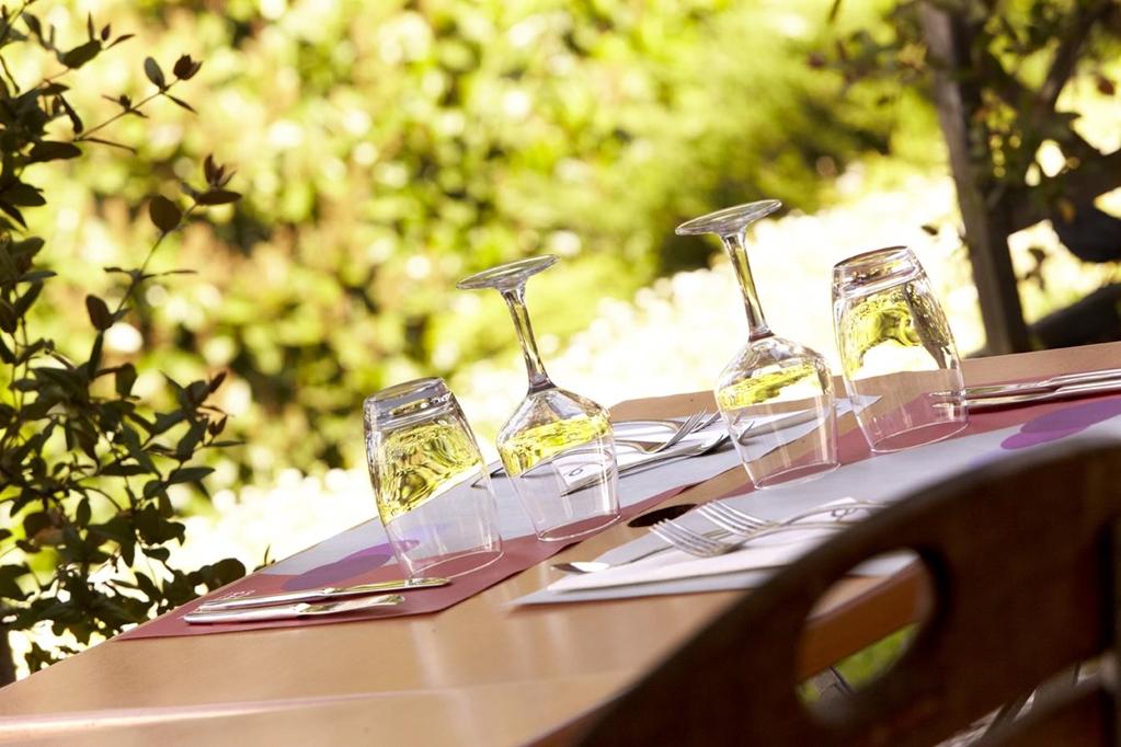 Greet Hotel Châtellerault Dış mekan fotoğraf